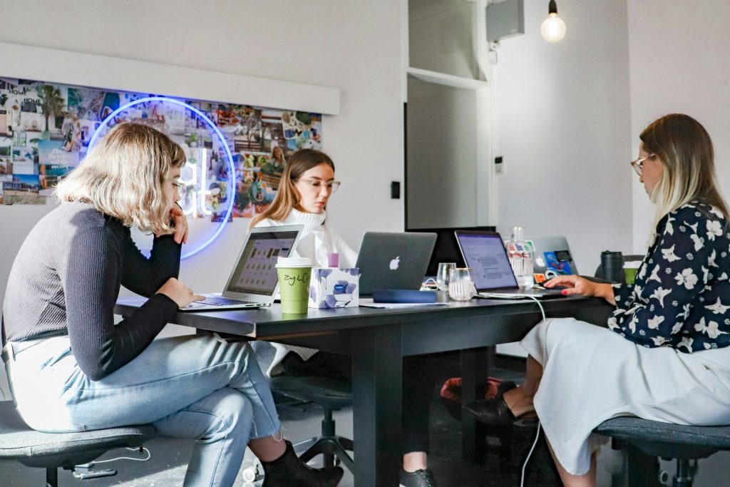 Women collaborating in an office